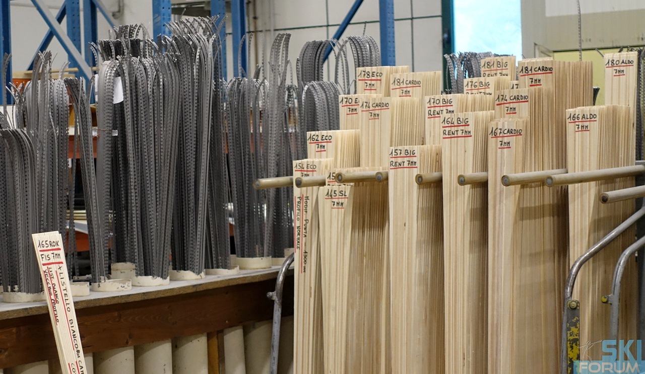 anima in legno e lamine