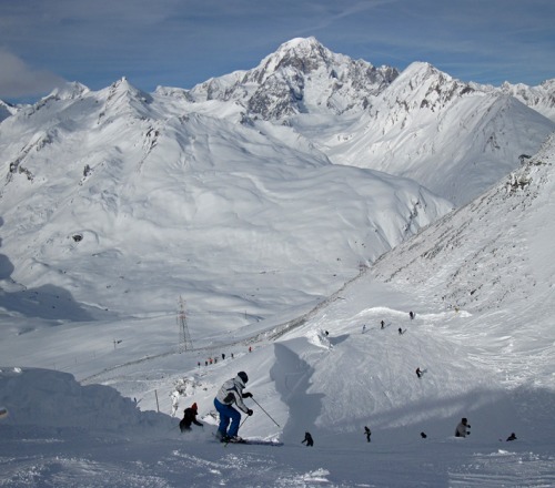 La Thuile - Sciare in Valle d'Aosta con vista Monte Bianco