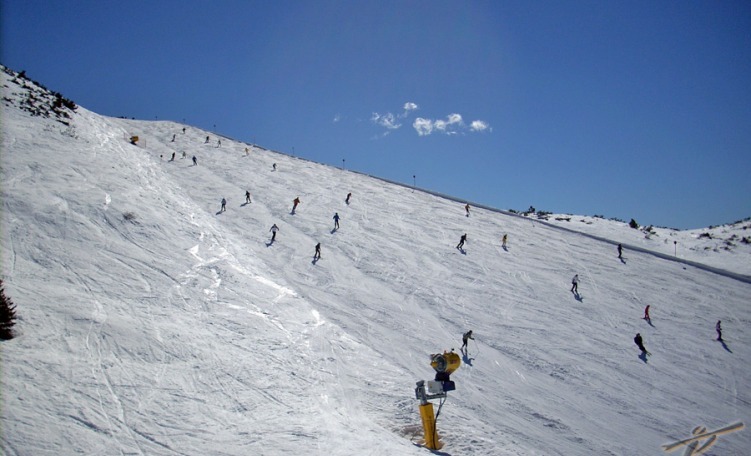 Sciatori in pista