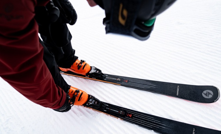 Nuova collezione di sci Thunderbird di Blizzard.