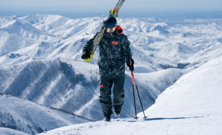 Helly Hansen Garibaldi Jacket - ©Cam McLeod