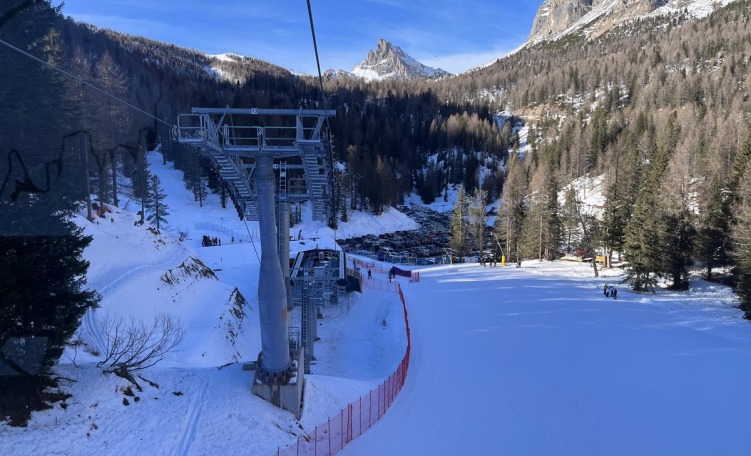 Stazione Bai de Dones