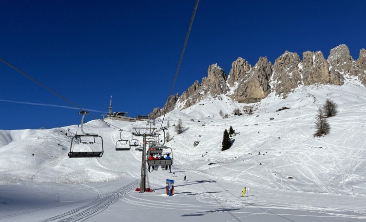 Stagione invernale di dolomiti superski a +4% con periodo natalizio sui livelli pre-covid