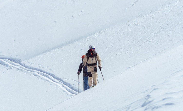 Novità 2023/2024 bastoncini da sci COBER.