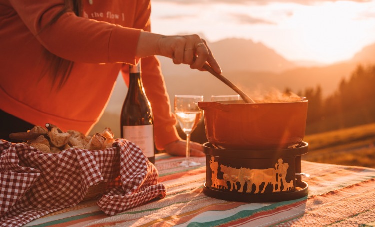 &copy;CommuneDeMegeÌ€ve_MelanieCalcei_Fondue