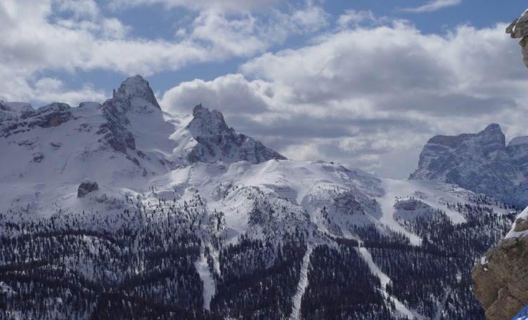 Tondi Faloria