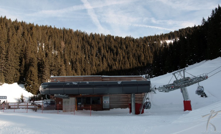 anteprima Seggiovia Prafiorì ad agganciamento automatico carenata, comprensorio dell'Alpe Cermis - Val di Fiemme