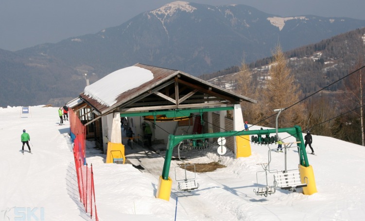 anteprima Recensione della seggiovia biposto Nascivera "Malga" di Panarotta 2002