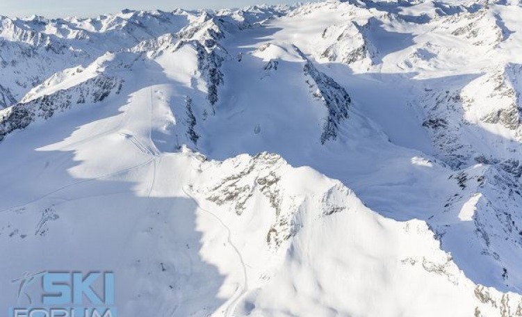 Panoramica zona ghiacciaio