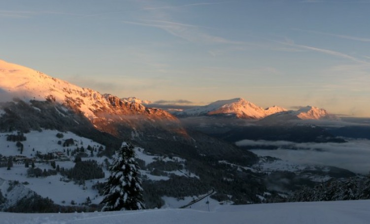 Panoramica alba a Brentonico