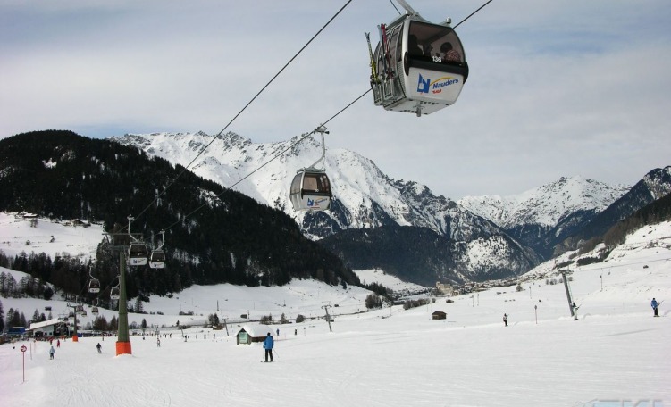 Cabinovia Bergkastel - Nauders
