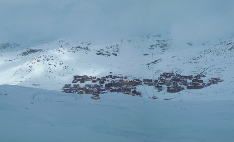 Panorama sulla skiarea e il paese di Val Thorens