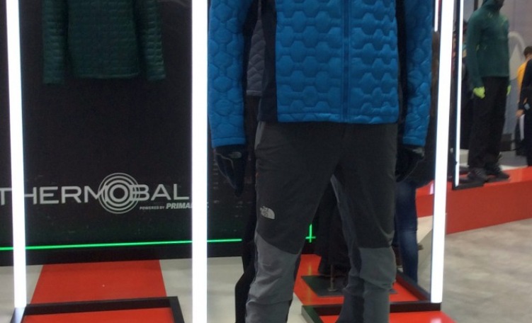 Giacca TNF con materiale Thermoball