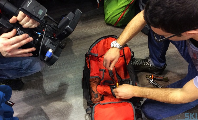 Carica dello Zaino di Ferrino