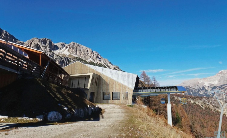 Nuova cabinovia Freccia nel Cielo - Rendering monte