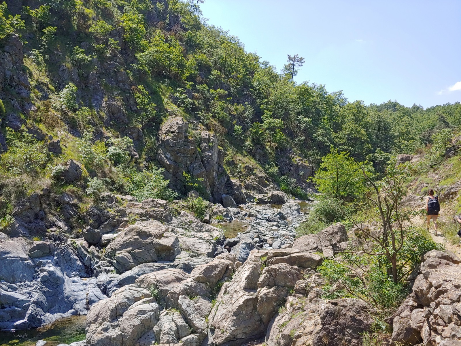 244827-20190616121445hdr.jpg