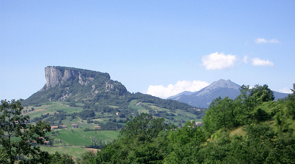 249397-lapietradibismantova.jpg