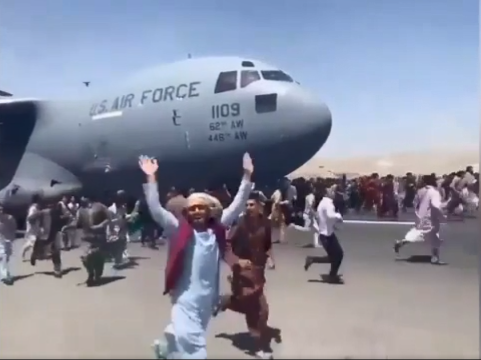 297137-aereo-e-afghani.png