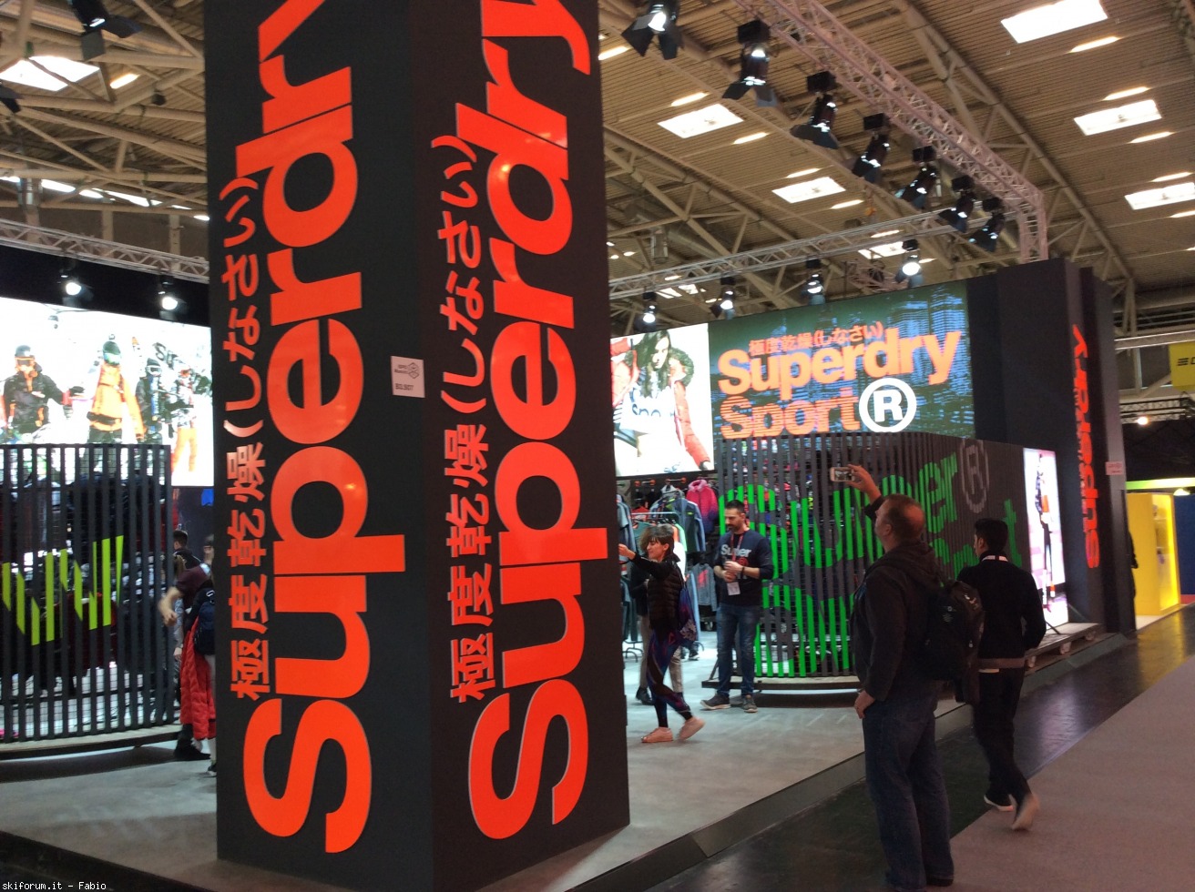220461-stand-superdry-a-ispo-2018-img0461.jpg