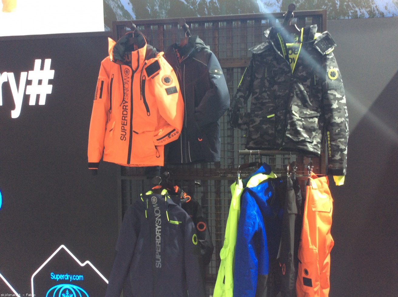 220463-stand-superdry-a-ispo-2018-img0463.jpg
