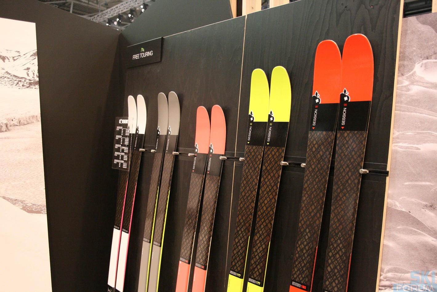 221196-novita-movement-ispo2018-04.jpg