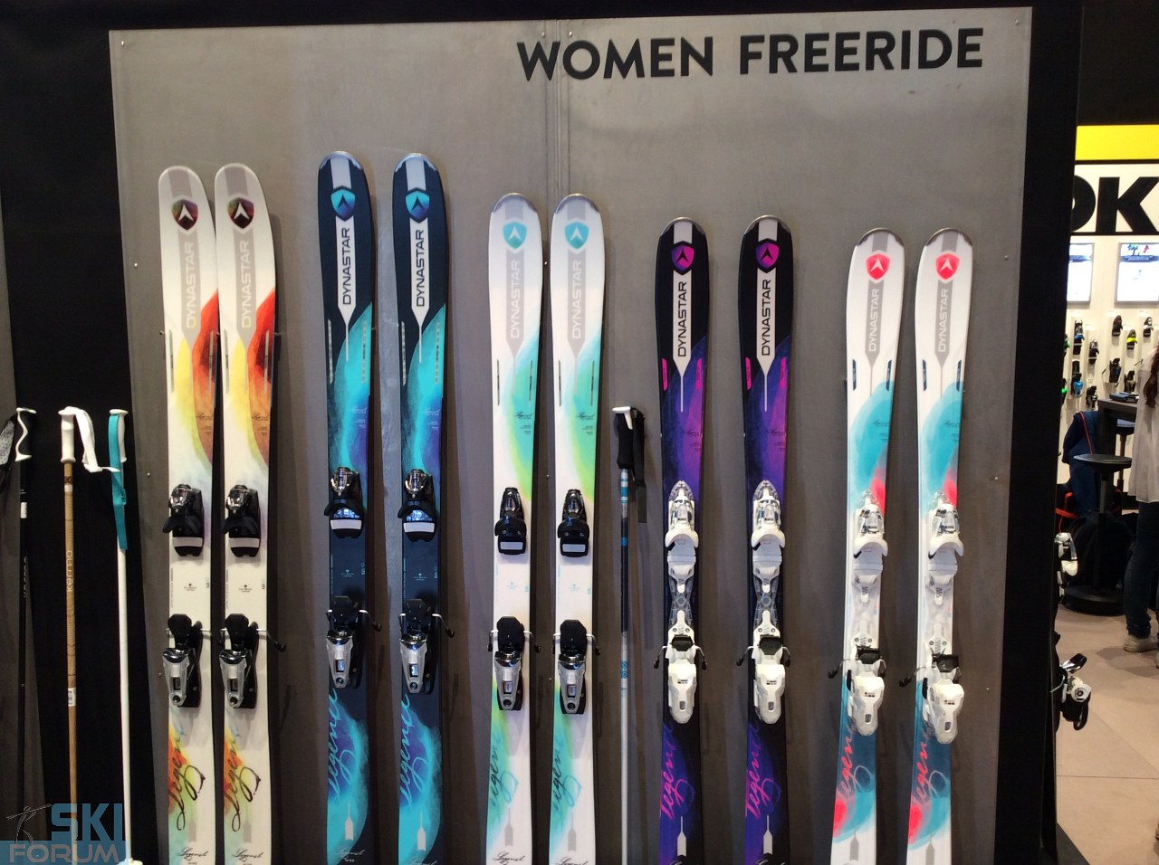223642-dynastar-skis-ispo2018-03.jpg