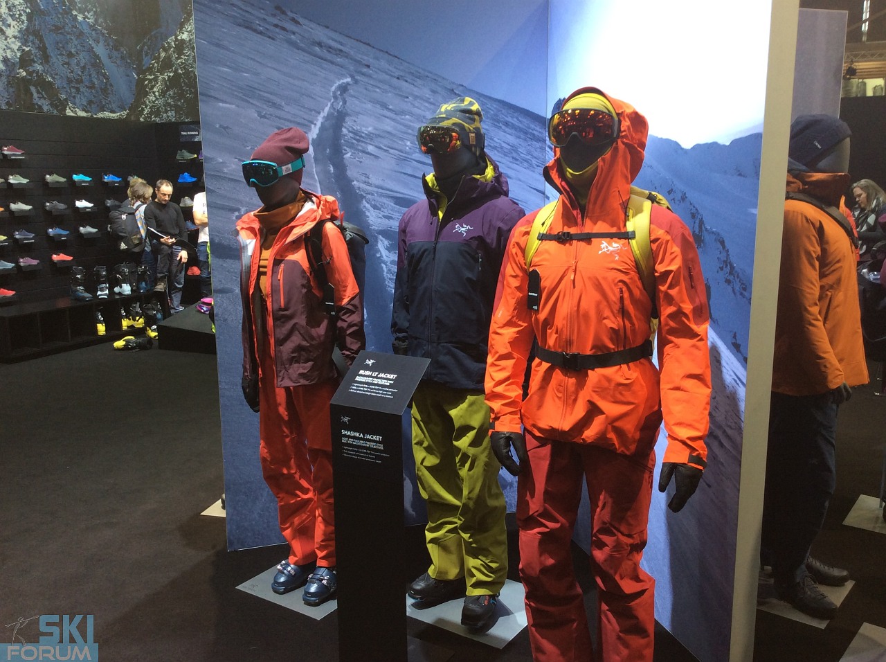 224241-arcteryx-2018-19-07.jpg