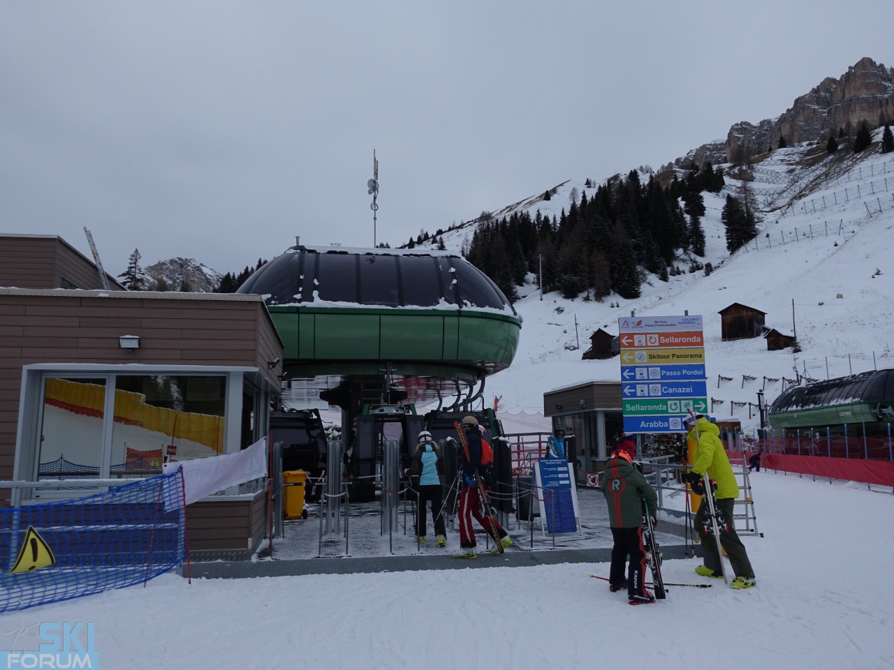 229547-dolomitisuperskisellarondapozza-23.jpg