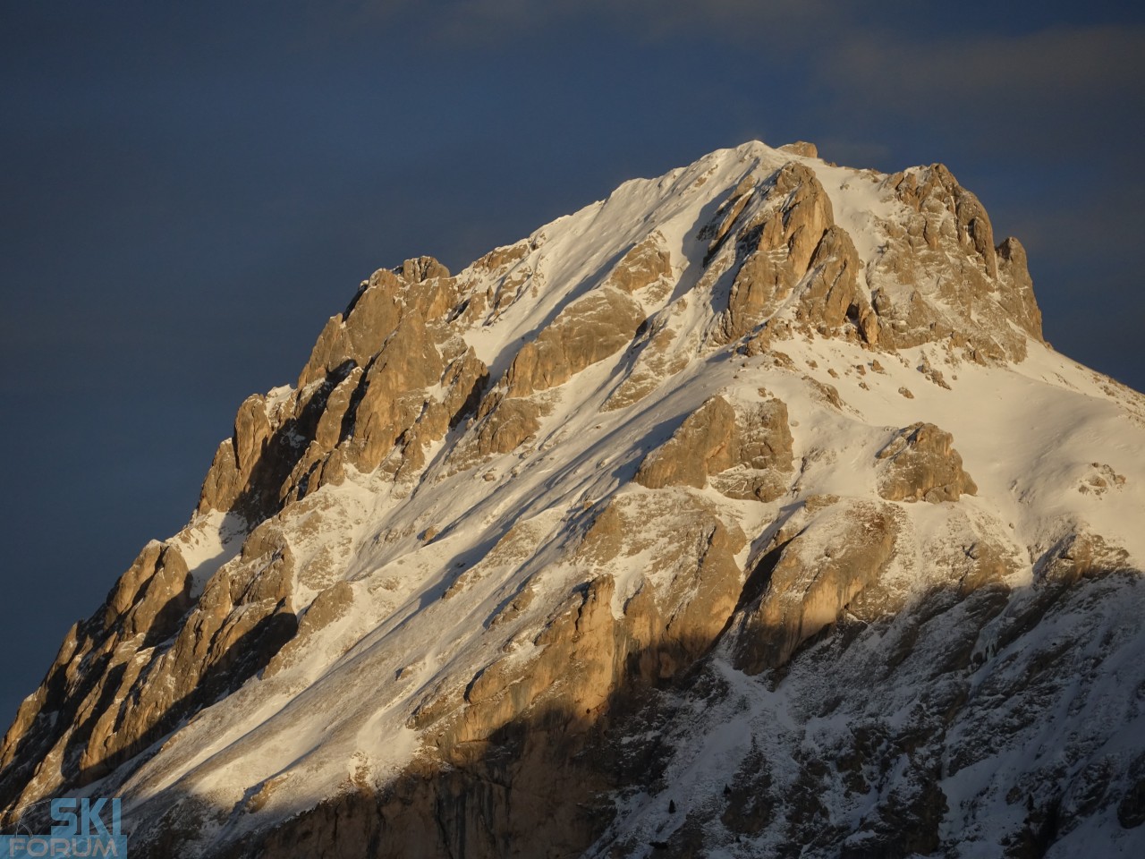 229551-dolomitisuperskisellarondapozza-29.jpg