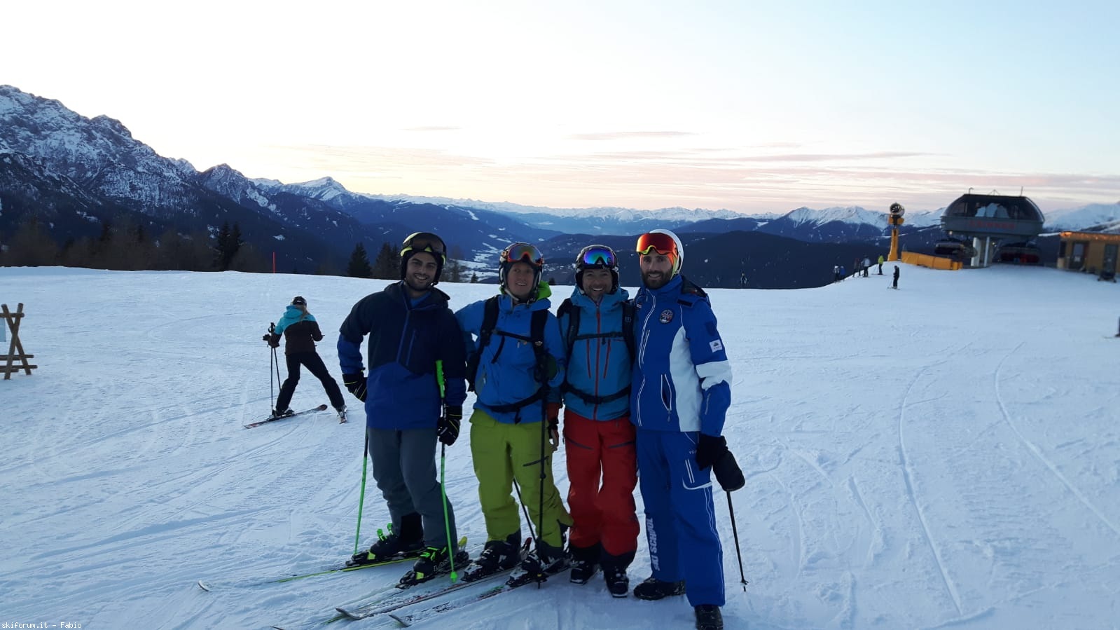 230592-gruppo.jpeg