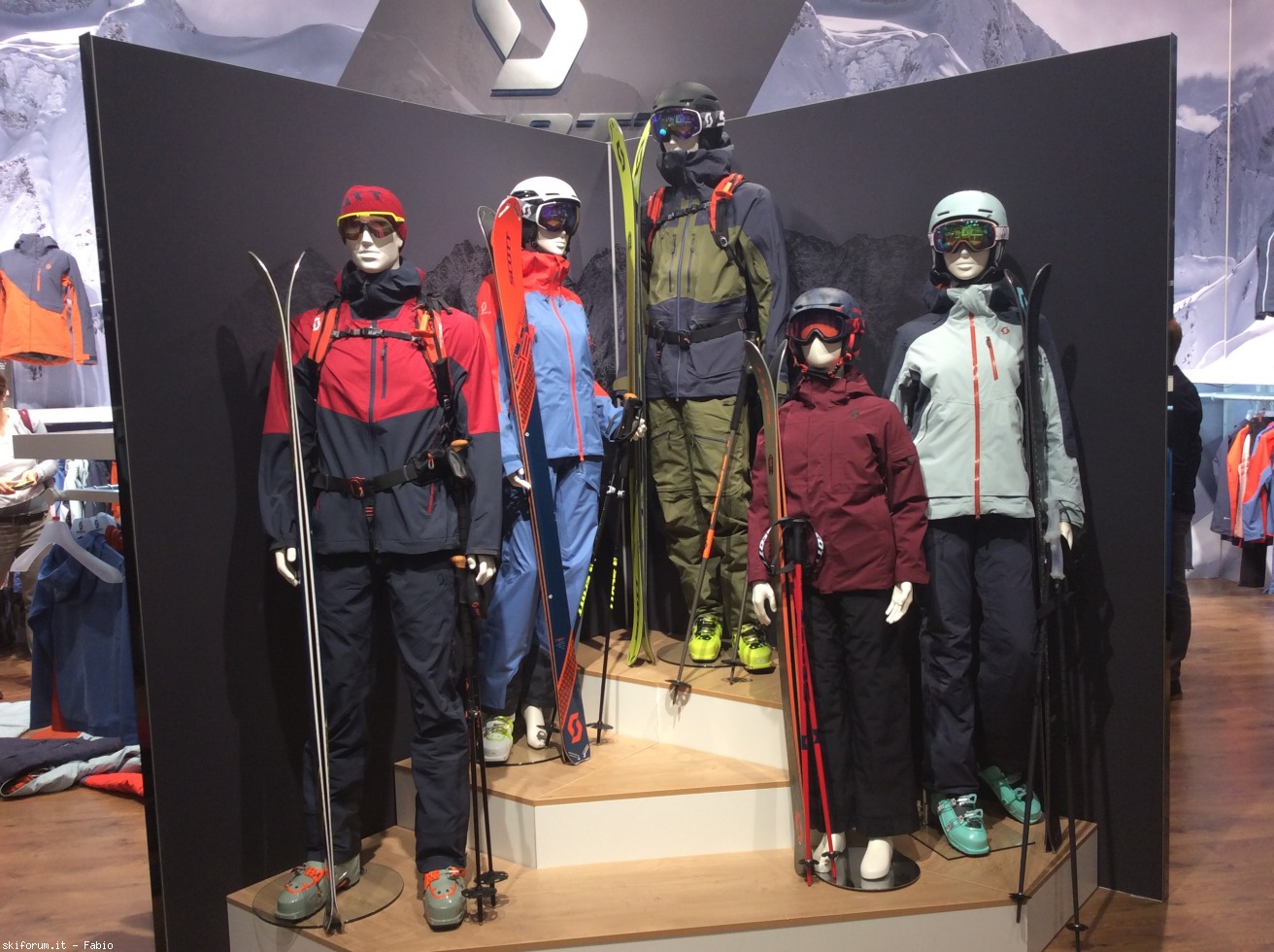 233586-scott-skis-abbigliamento--8397434e-2987-4086-987d-1a542eeaacfe.jpeg