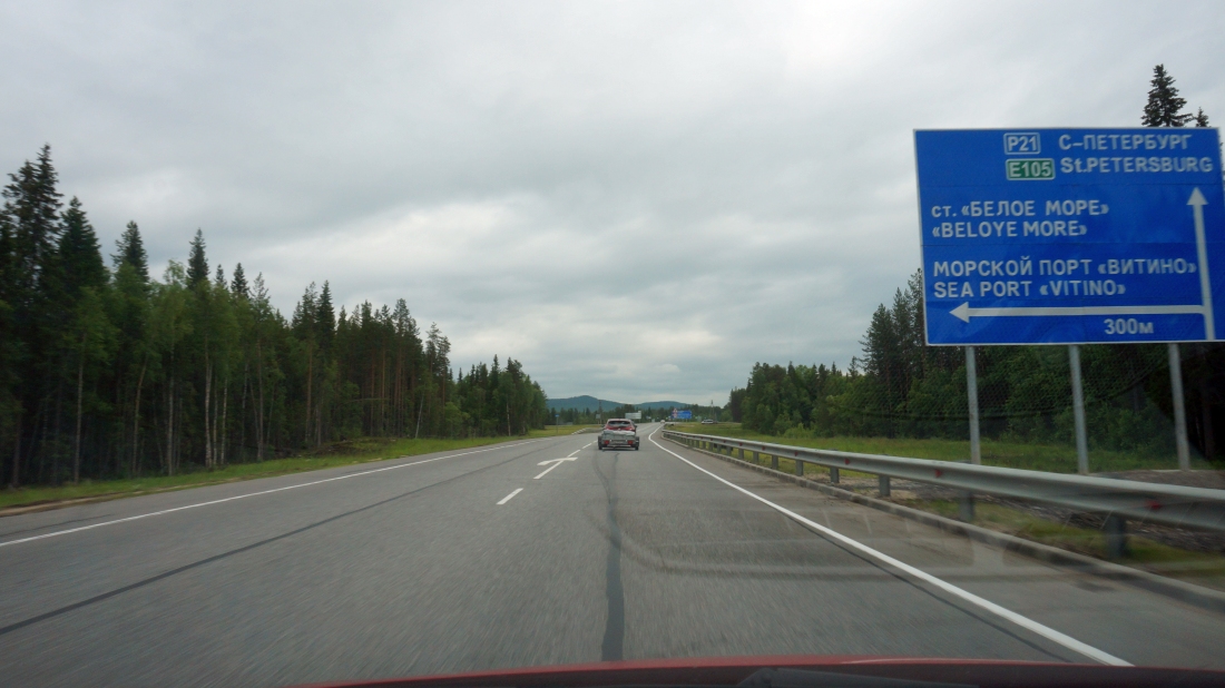 233658-kola-highway-russia-10.jpg