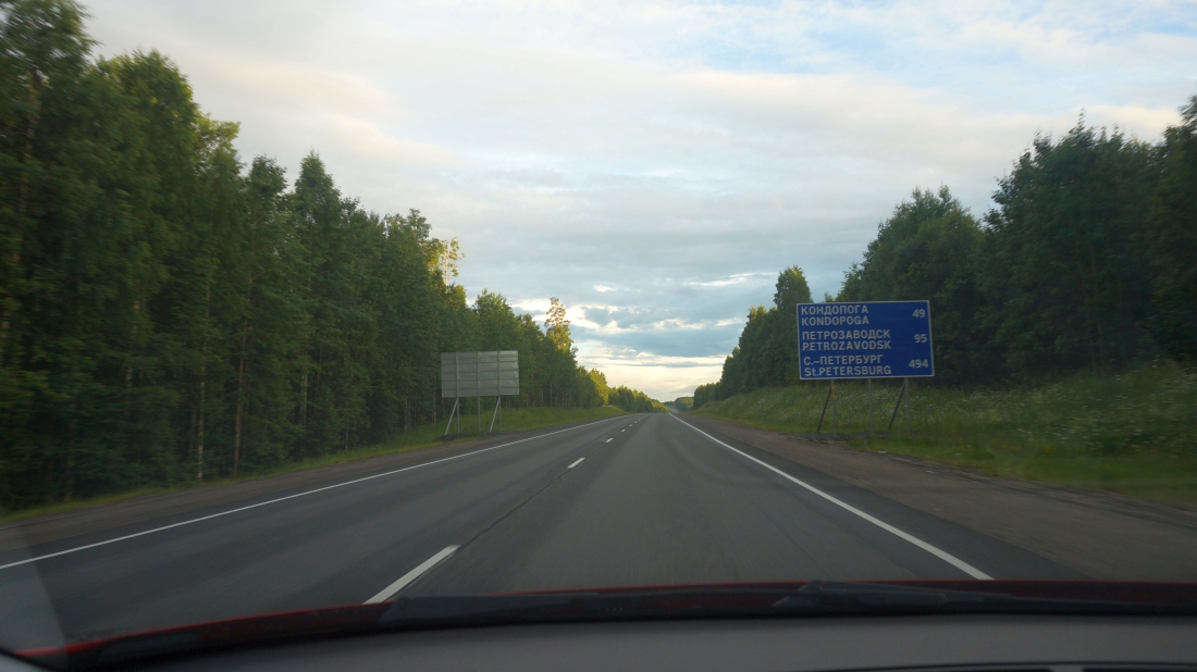 233685-kola-highway-russia-37.jpg