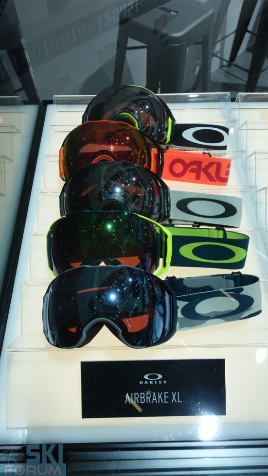 233892-novit-vision-news-maschere-ispo2019-001.jpg