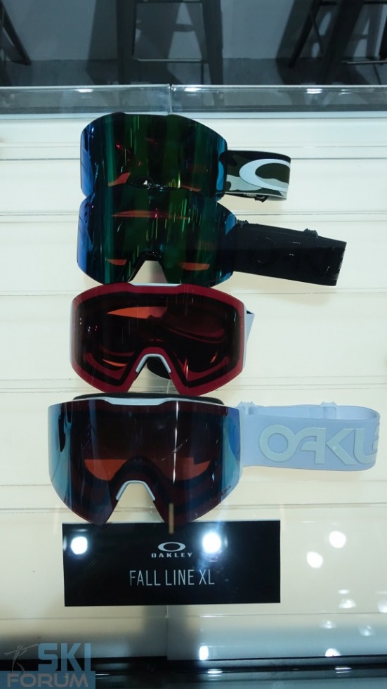 233893-novit-vision-news-maschere-ispo2019-002.jpg