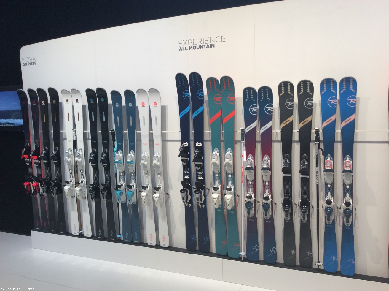 233961-rossignol-women-3eaafd1e-d17d-42cf-bf2c-62b712880e4e.jpeg