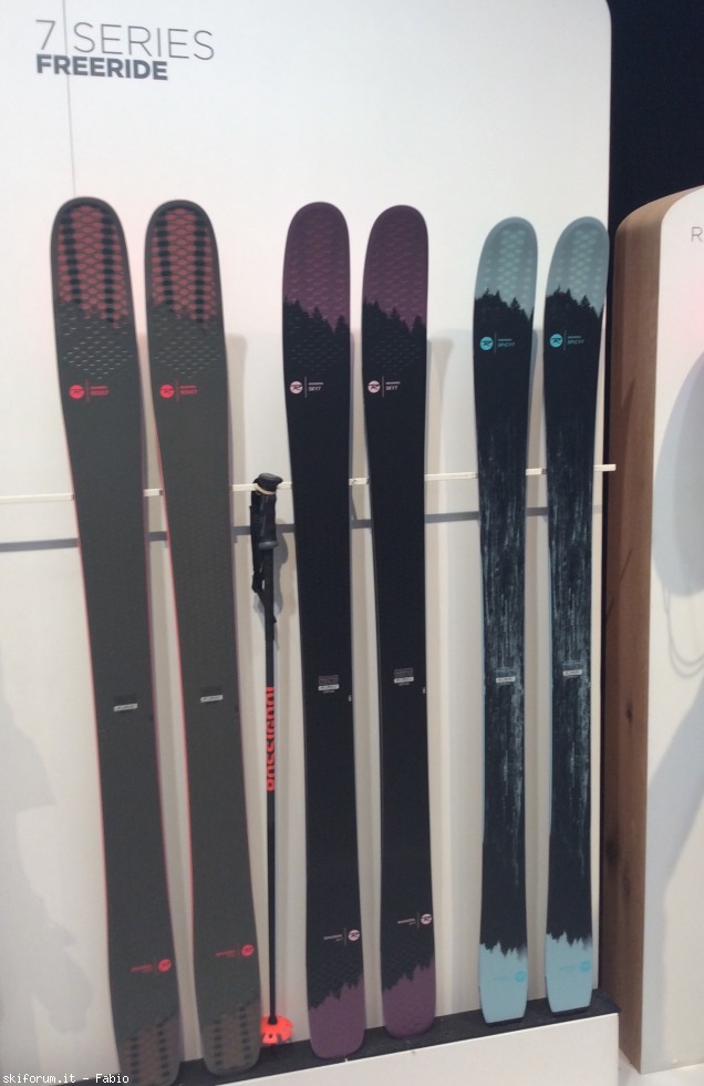 233962-rossignol-women-627eadcf-5bf9-4130-b9d3-860716c4f195.jpeg