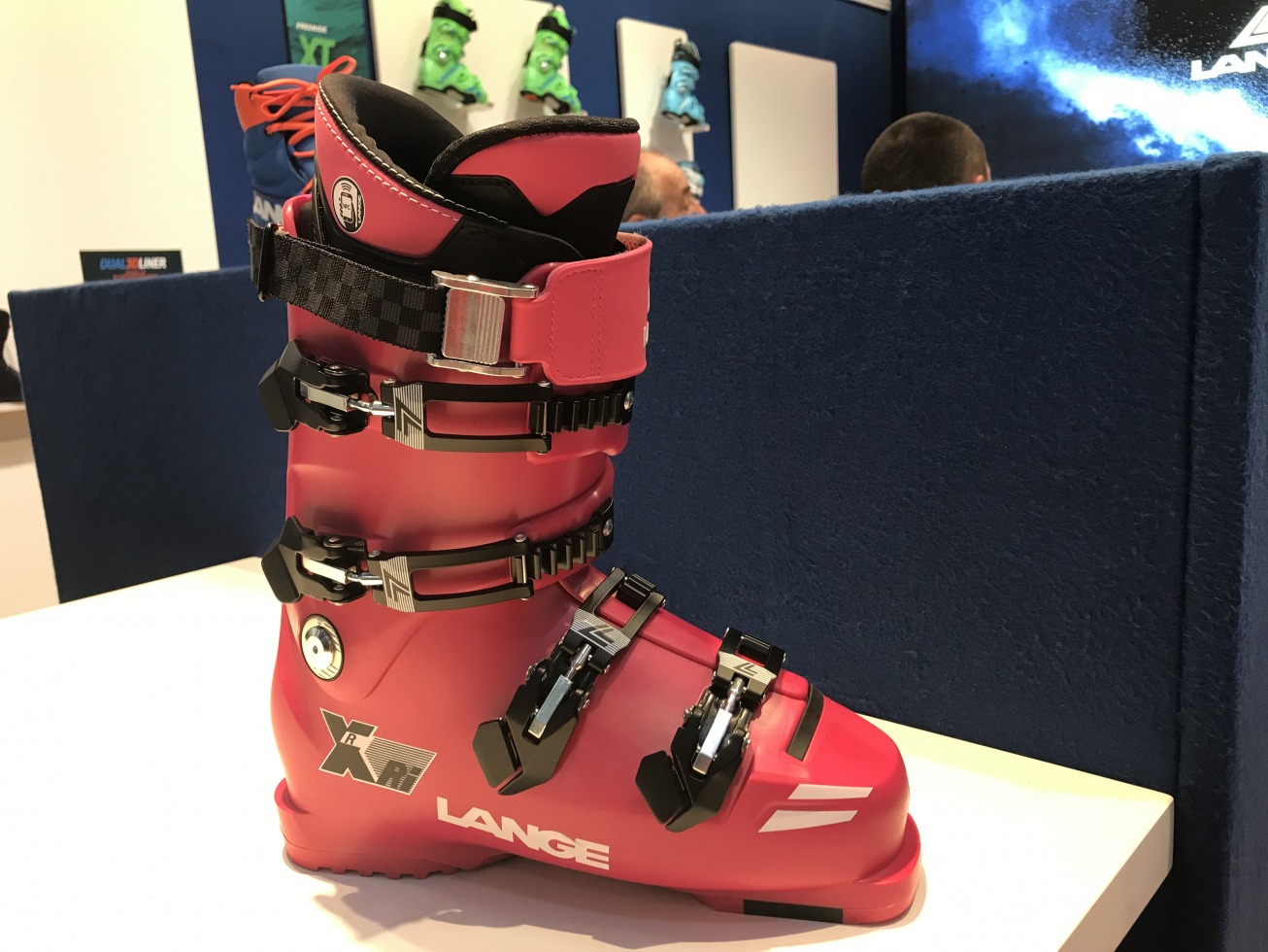 233976-lange-pink-ef13877d-7cc2-463f-846e-d4e7954e4a10.jpeg