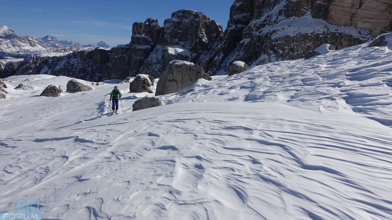 235287-freeski-sella-dolomiti-15.jpg