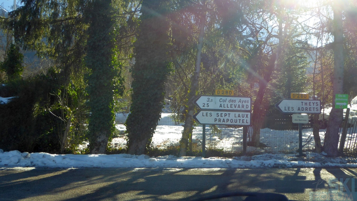 236613-le-collet-d-allevard-ski-1.jpg