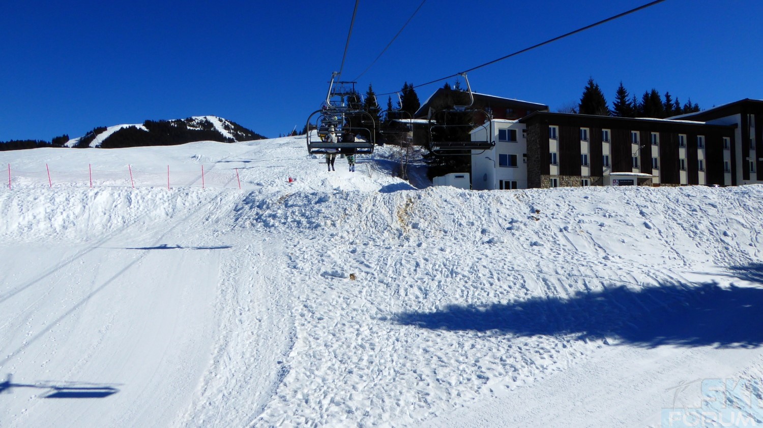 236645-le-collet-d-allevard-ski-33.jpg