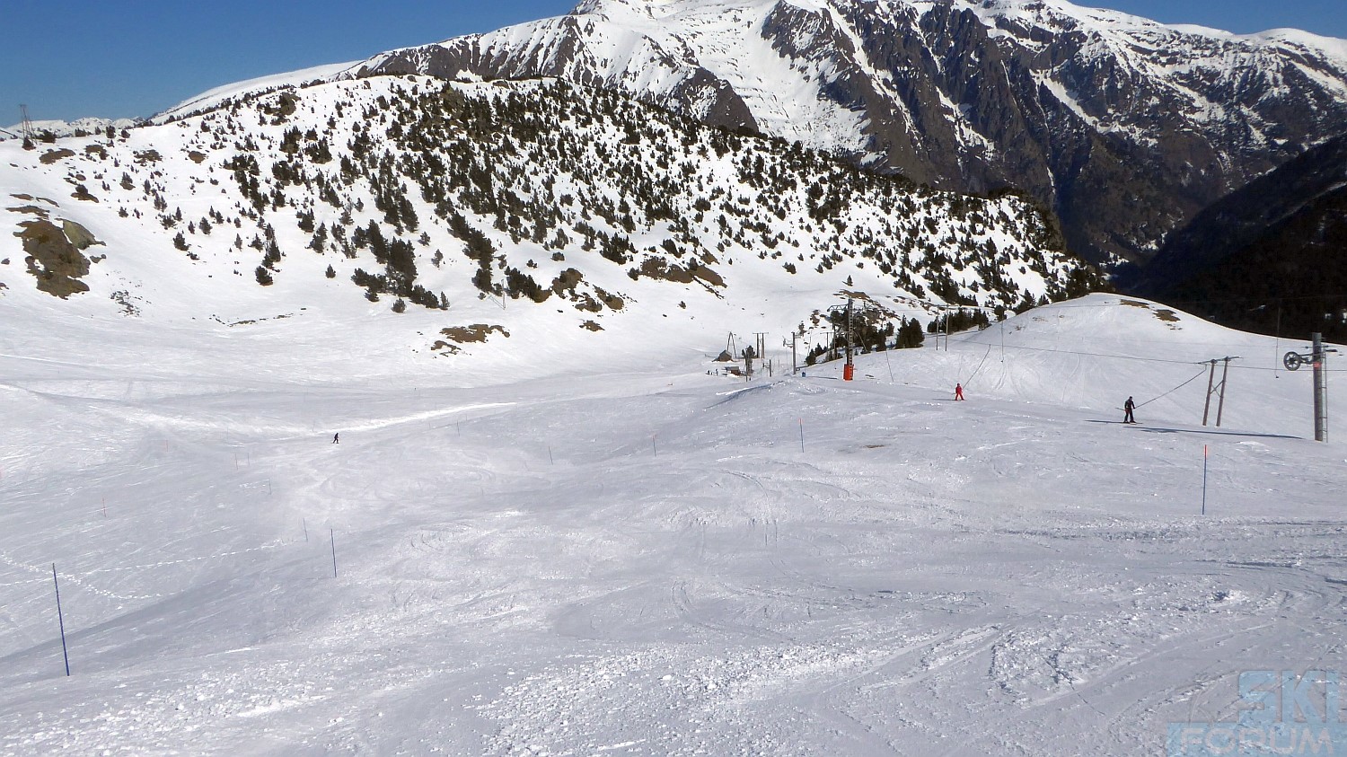 239040-p1240996.jpg