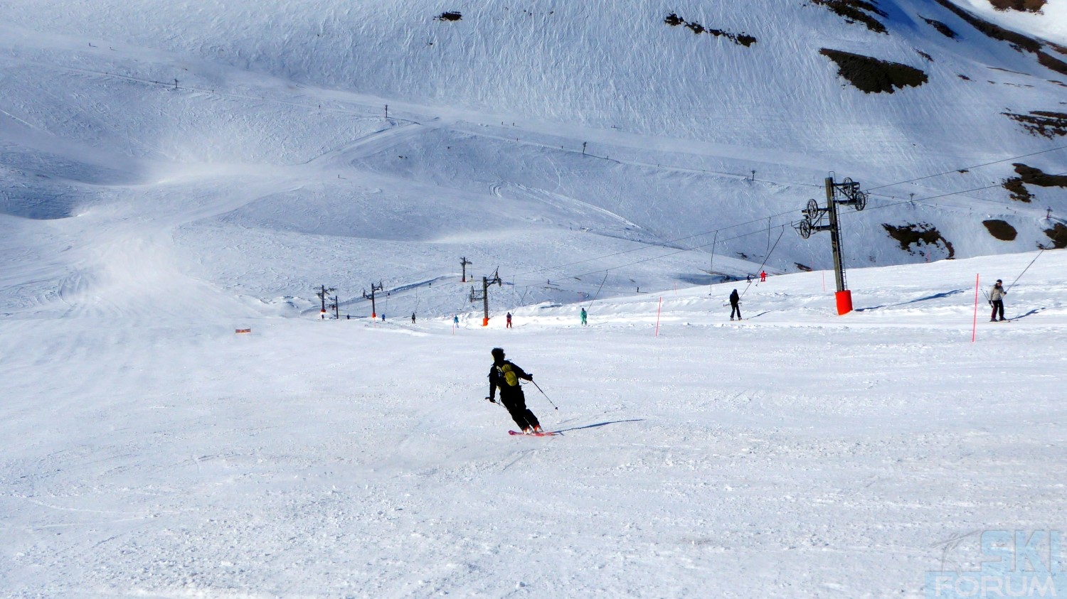 239059-alpe-du-grand-serre-ski-1.jpg