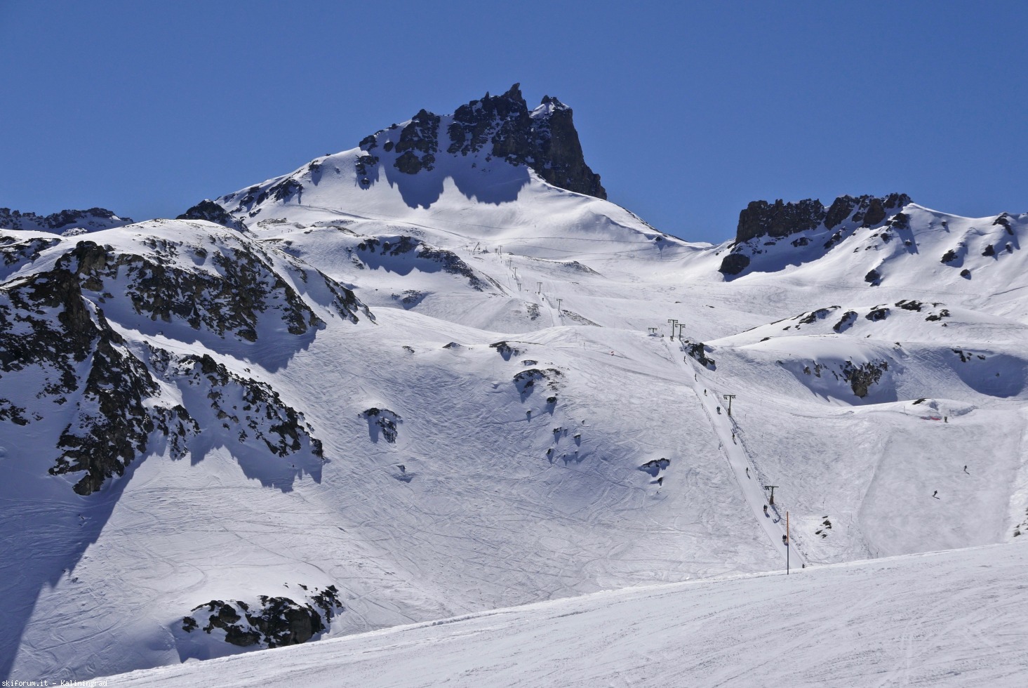 240266-l1010945.jpg