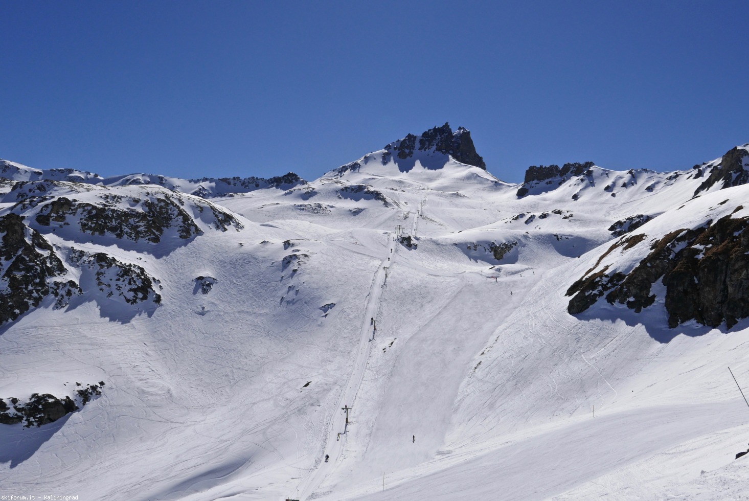 240267-l1010946.jpg