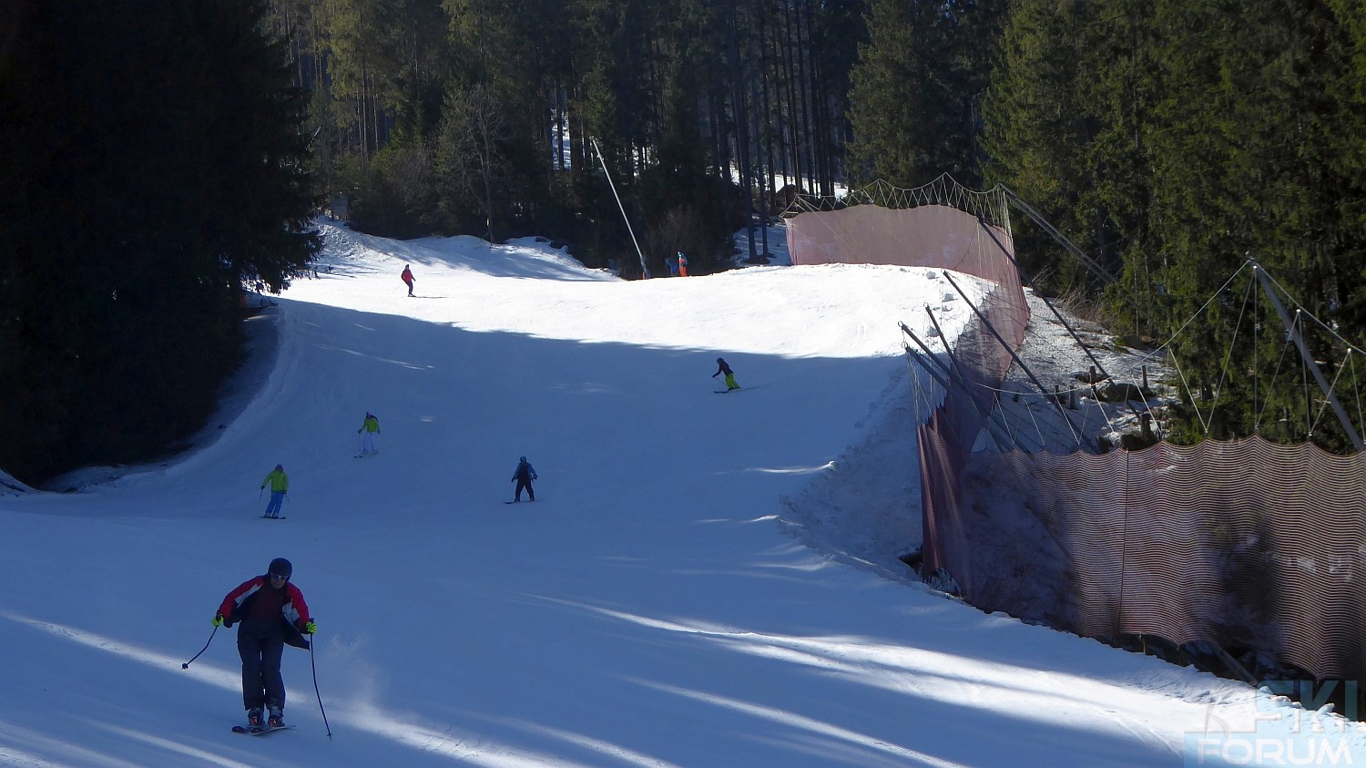 240489-skiing-in-jasna-slovakia-44.jpg