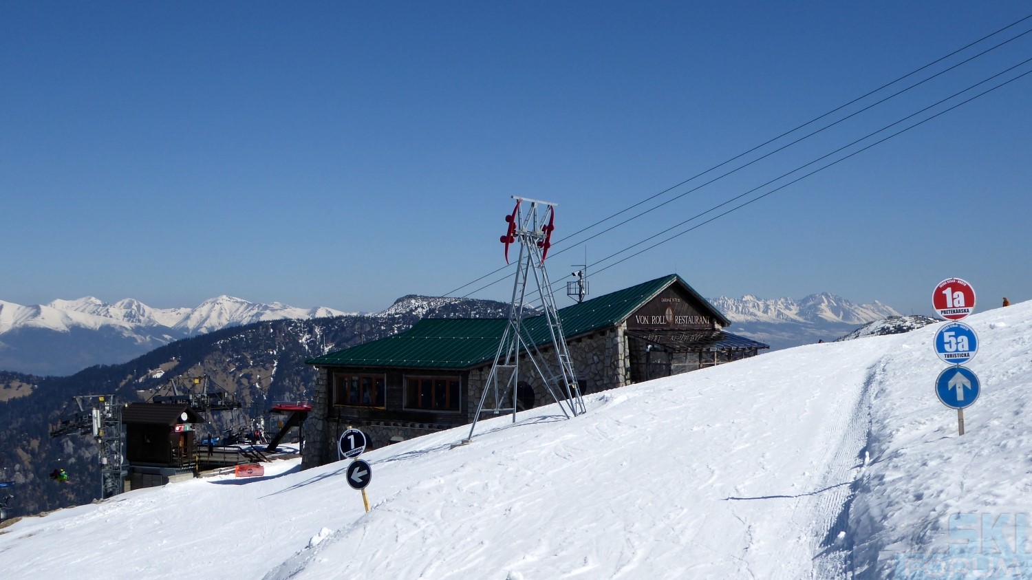 240539-skiing-in-jasna-slovakia-90.jpg