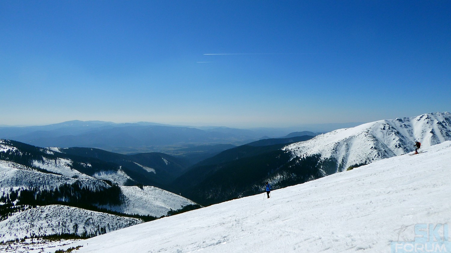 240581-skiing-in-jasna-slovakia-117.jpg