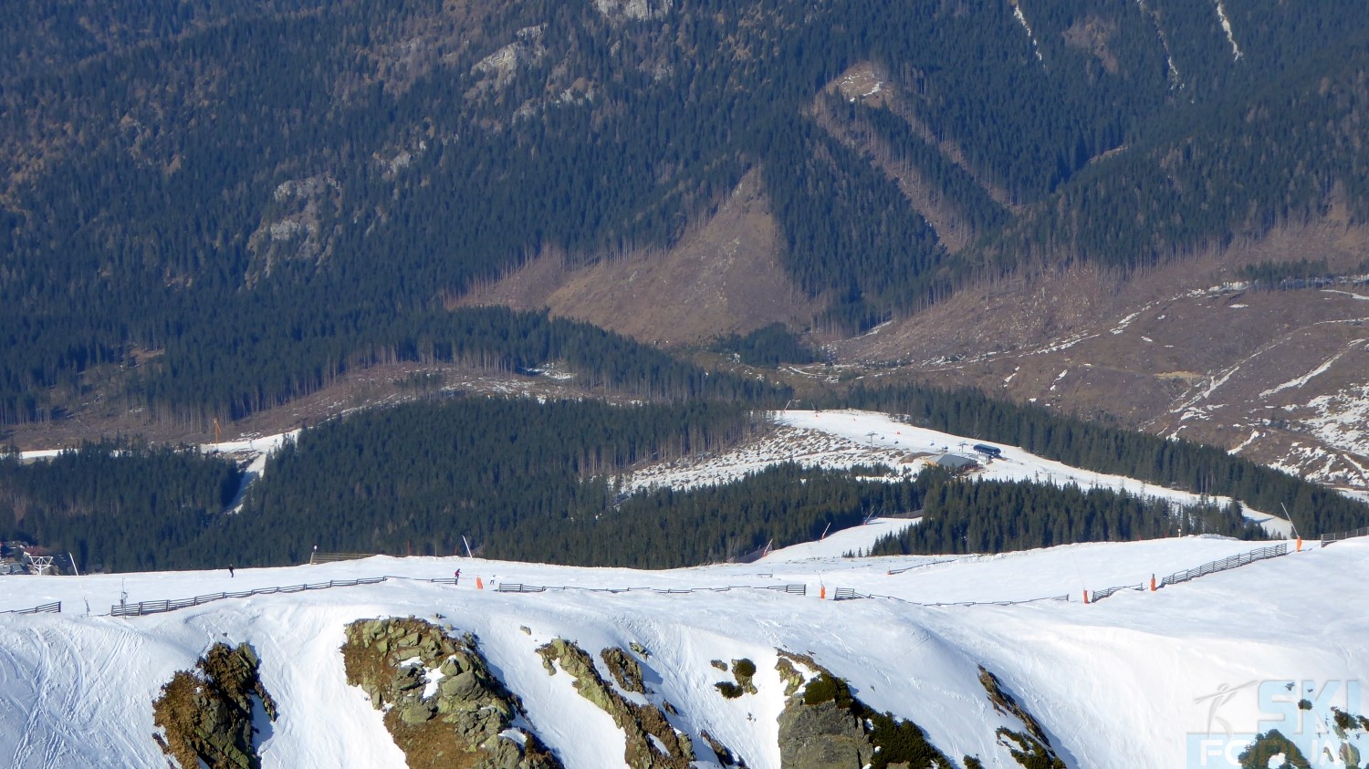 240635-skiing-in-jasna-slovakia-171.jpg