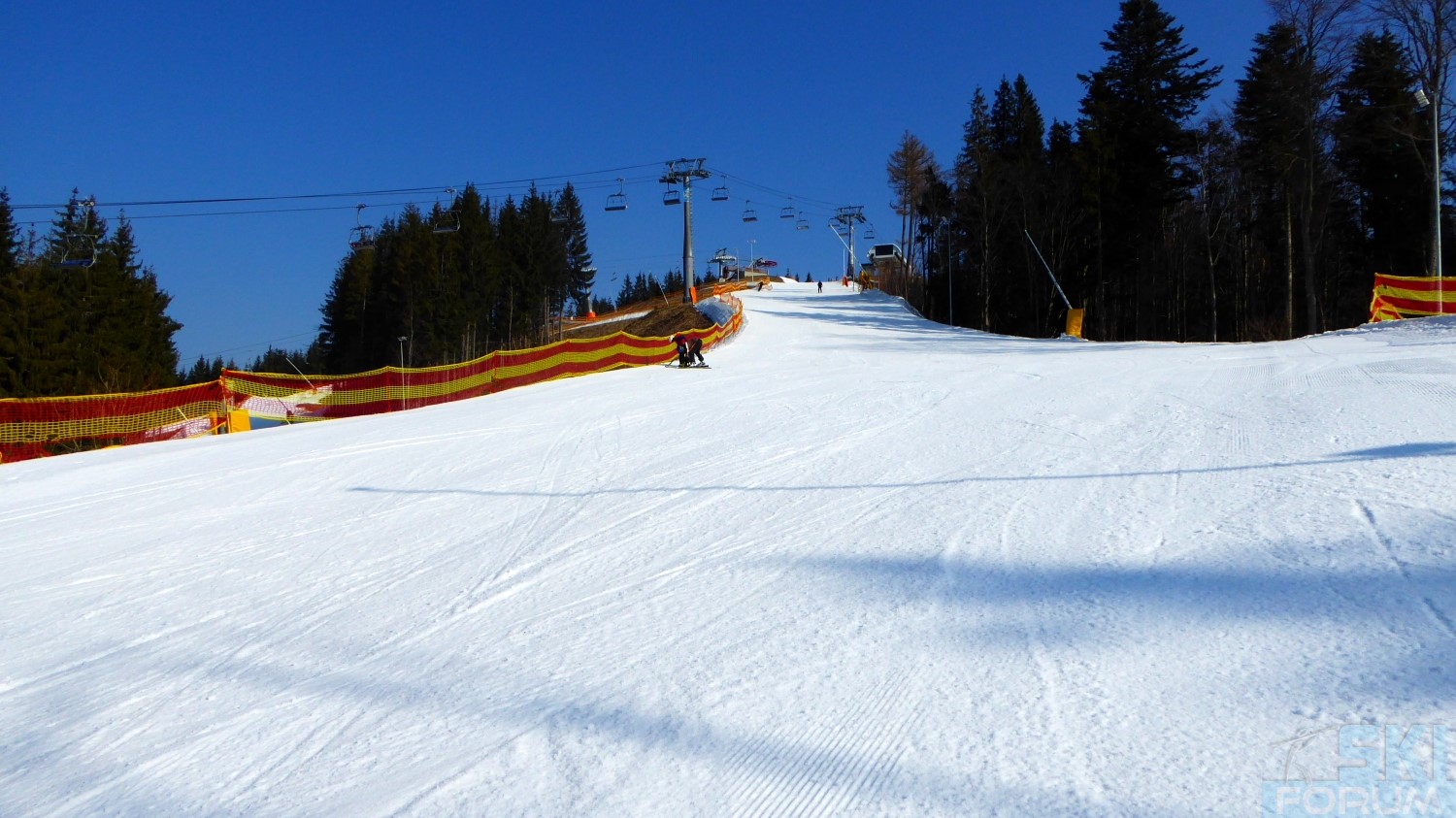 241217-bukovel-ukraine-skiing-4.jpg